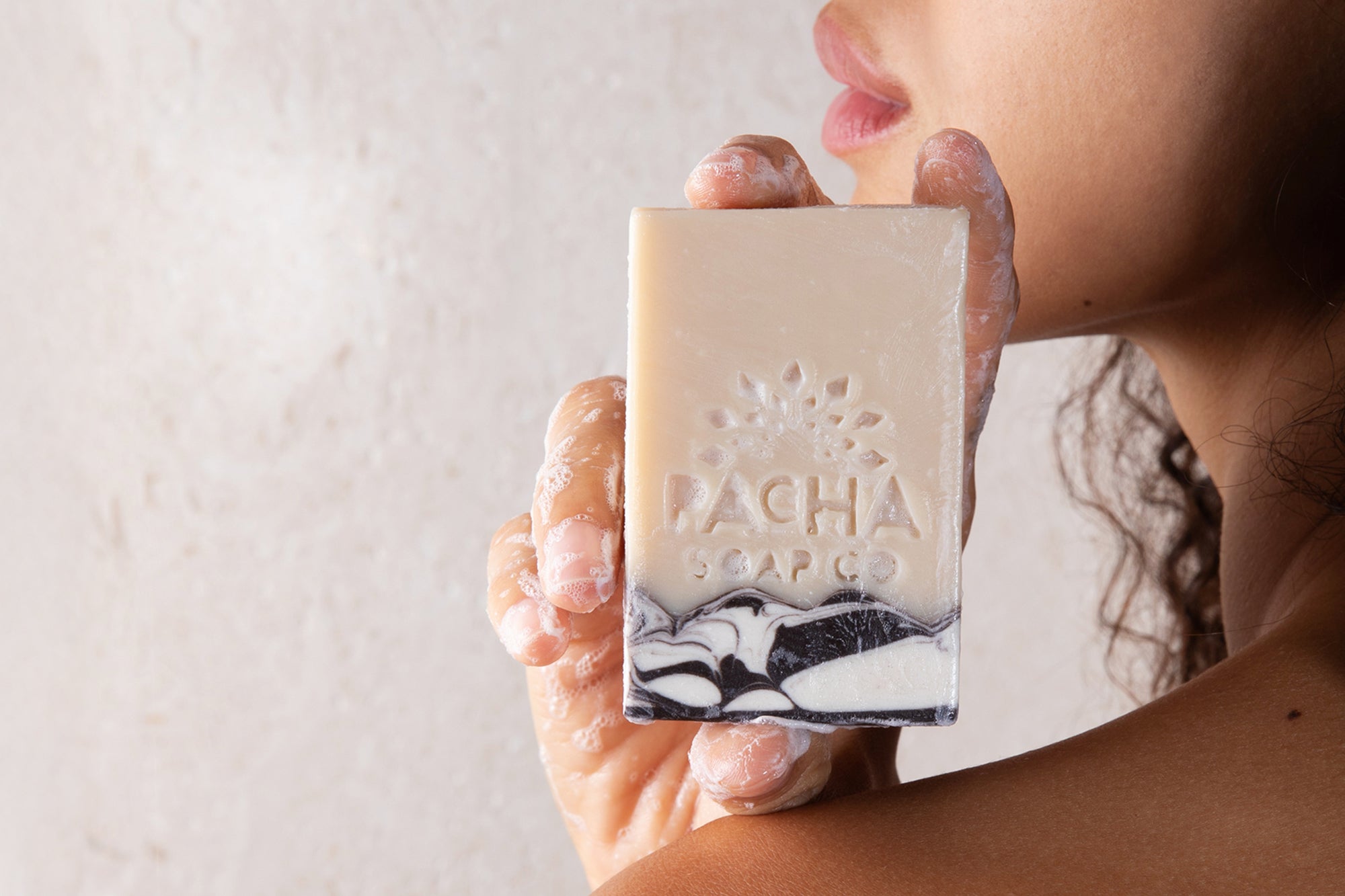 Santal & Amber