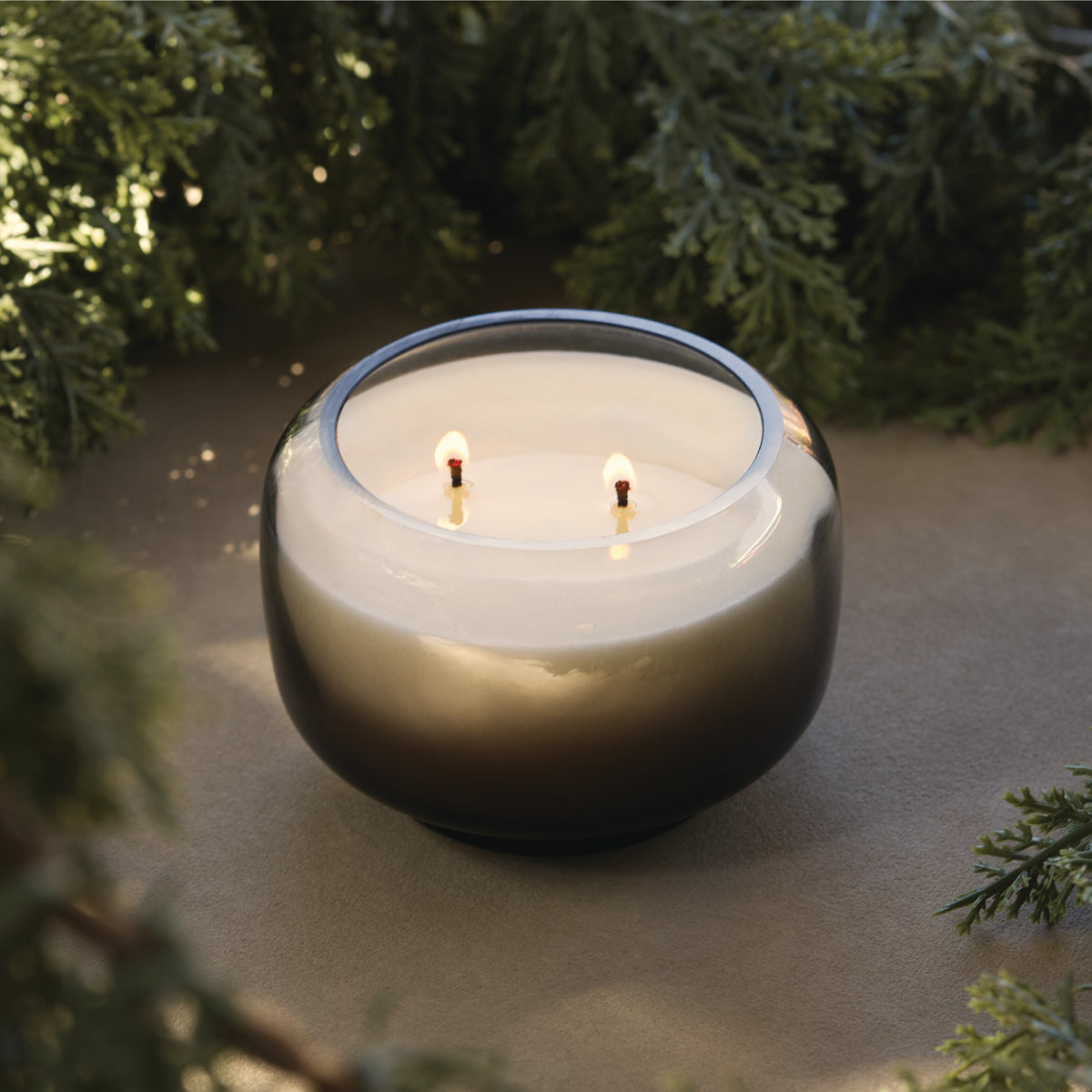 Amberwood Grove Candle, Pedestal Glass 20 oz