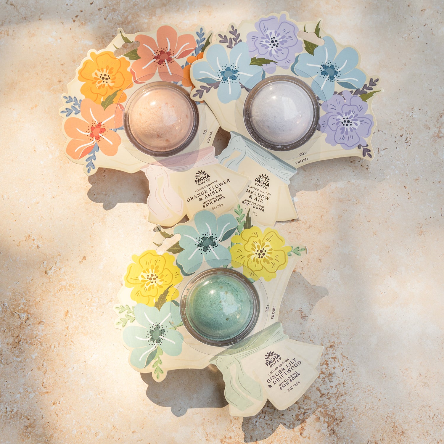 Ginger Lily & Driftwood Bath Bomb